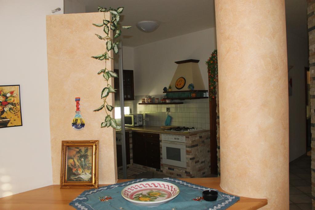Casevacanza Soleluna Apartment อัลกาโมมารีนา ภายนอก รูปภาพ