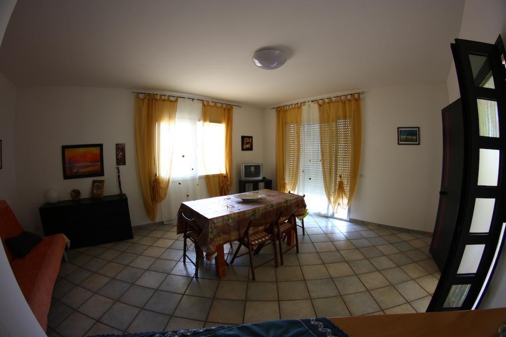Casevacanza Soleluna Apartment อัลกาโมมารีนา ห้อง รูปภาพ